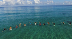 種子島は波が良いから、初心者でも波に乗れます！！